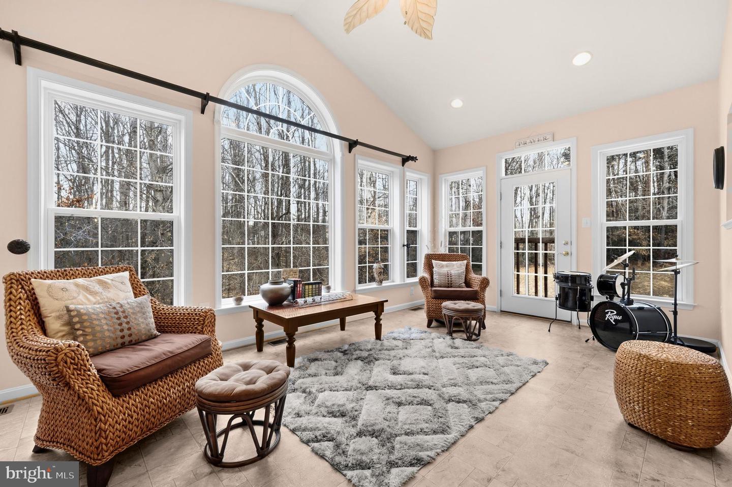 10416 ROLLING RIDGE DR, SPOTSYLVANIA, Virginia 22553, 6 Bedrooms Bedrooms, ,5 BathroomsBathrooms,Residential,For sale,10416 ROLLING RIDGE DR,VASP2038380 MLS # VASP2038380