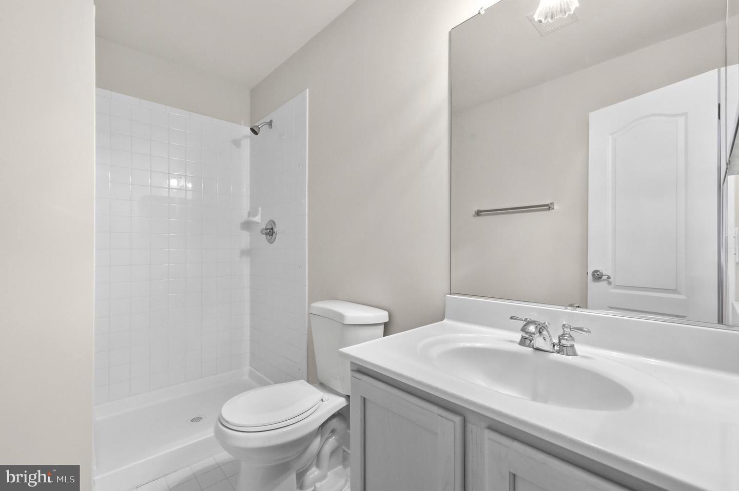 10416 ROLLING RIDGE DR, SPOTSYLVANIA, Virginia 22553, 6 Bedrooms Bedrooms, ,5 BathroomsBathrooms,Residential,For sale,10416 ROLLING RIDGE DR,VASP2038380 MLS # VASP2038380