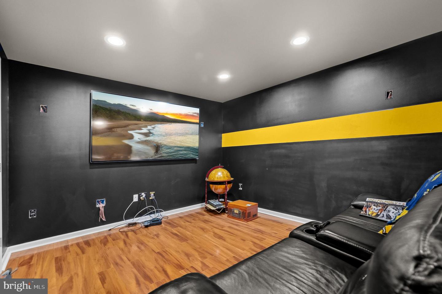 10416 ROLLING RIDGE DR, SPOTSYLVANIA, Virginia 22553, 6 Bedrooms Bedrooms, ,5 BathroomsBathrooms,Residential,For sale,10416 ROLLING RIDGE DR,VASP2038380 MLS # VASP2038380