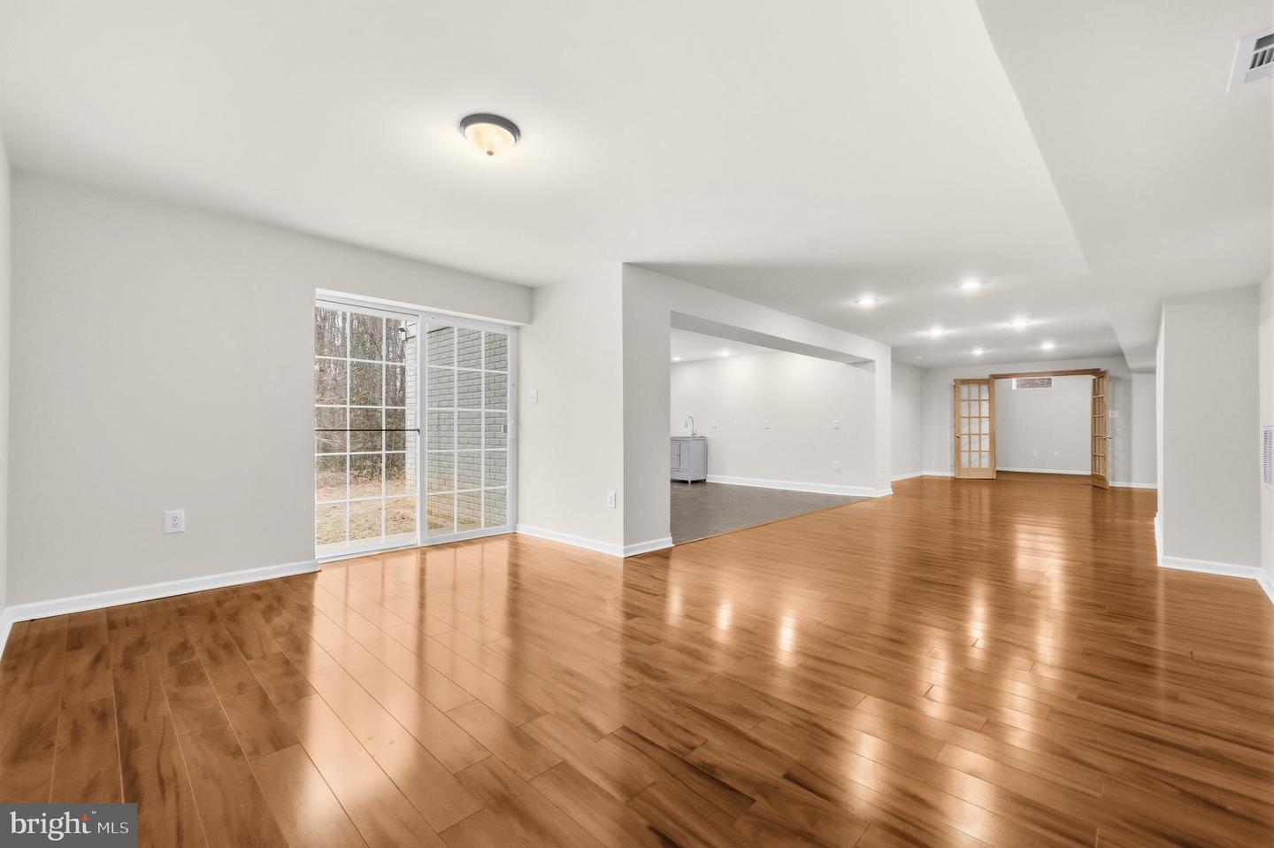 10416 ROLLING RIDGE DR, SPOTSYLVANIA, Virginia 22553, 6 Bedrooms Bedrooms, ,5 BathroomsBathrooms,Residential,For sale,10416 ROLLING RIDGE DR,VASP2038380 MLS # VASP2038380