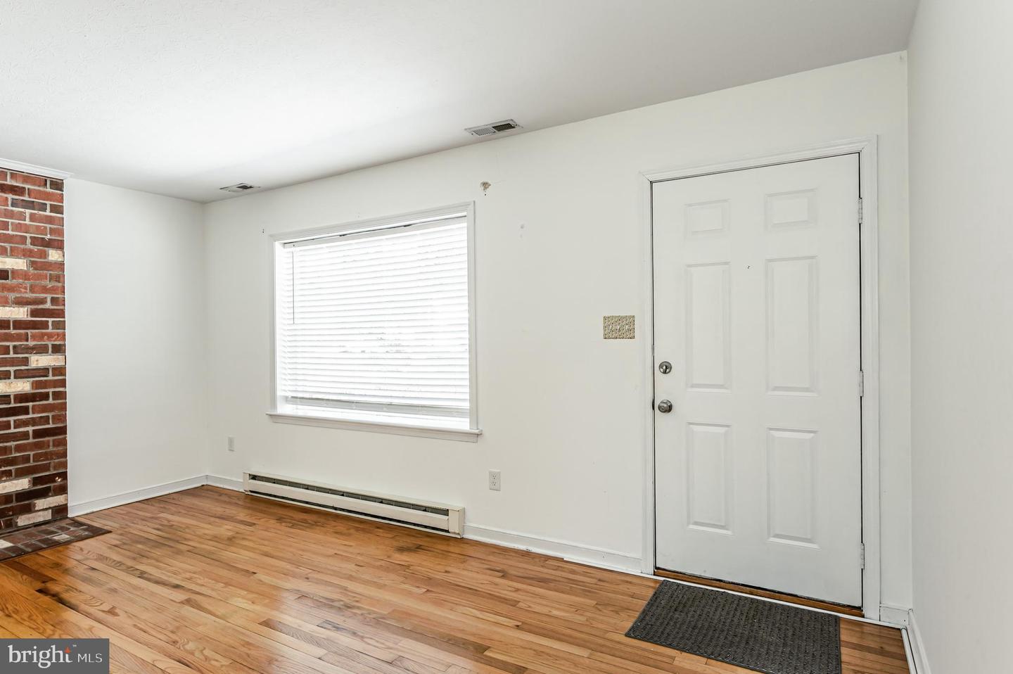 8500 SEDGEMOOR DR, HENRICO, Virginia 23228, 3 Bedrooms Bedrooms, ,1 BathroomBathrooms,Residential,For sale,8500 SEDGEMOOR DR,VAHN2001148 MLS # VAHN2001148 8500 SEDGEMOOR DR, HENRICO, Virginia 23228, 3 Bedrooms Bedrooms, ,1 BathroomBathrooms,Residential,For sale,8500 SEDGEMOOR DR,VAHN2001148 MLS # VAHN2001148