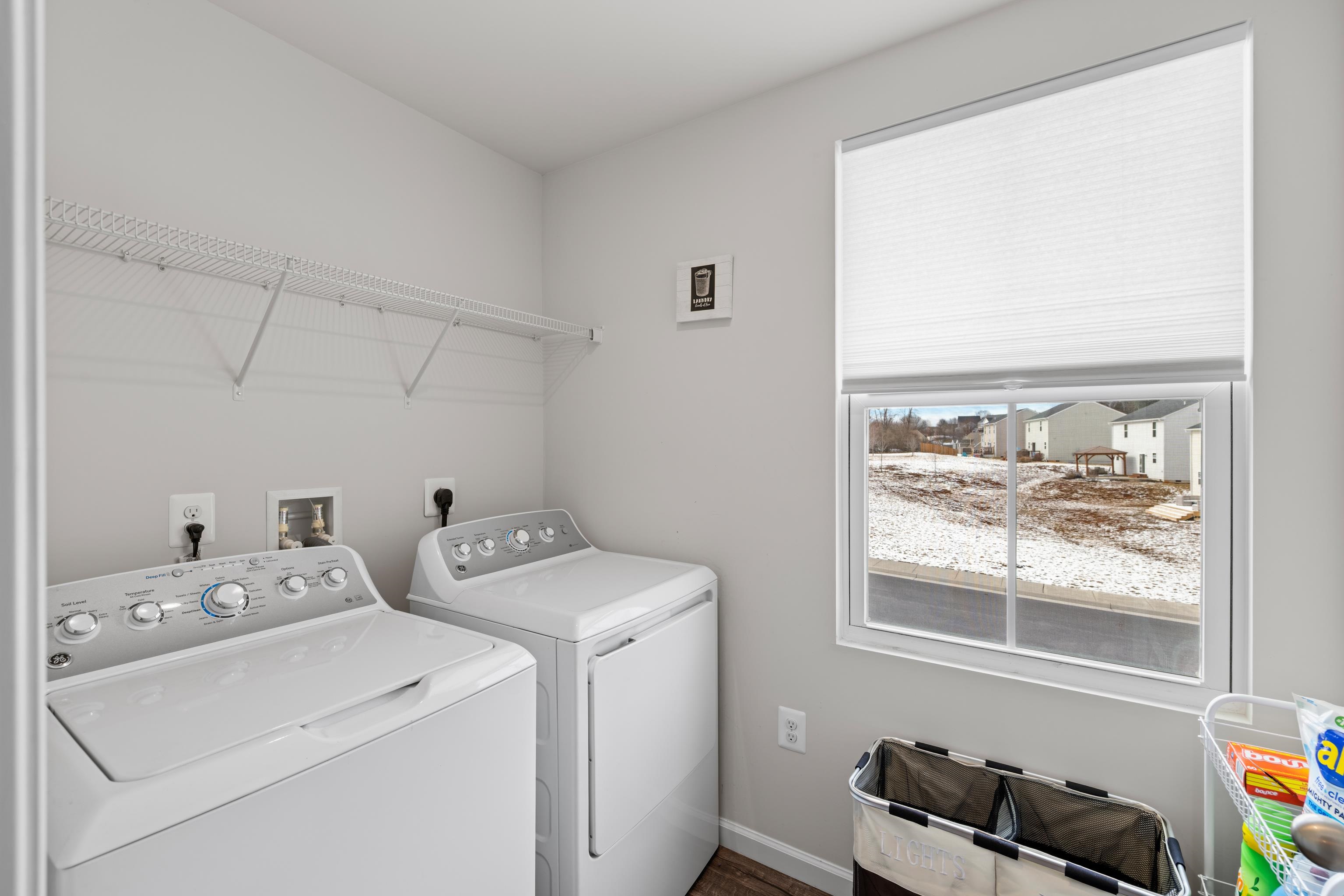 101 CROSSKEYS WAY, WAYNESBORO, Virginia 22980, 3 Bedrooms Bedrooms, ,1 BathroomBathrooms,Residential,101 CROSSKEYS WAY,673606 MLS # 673606