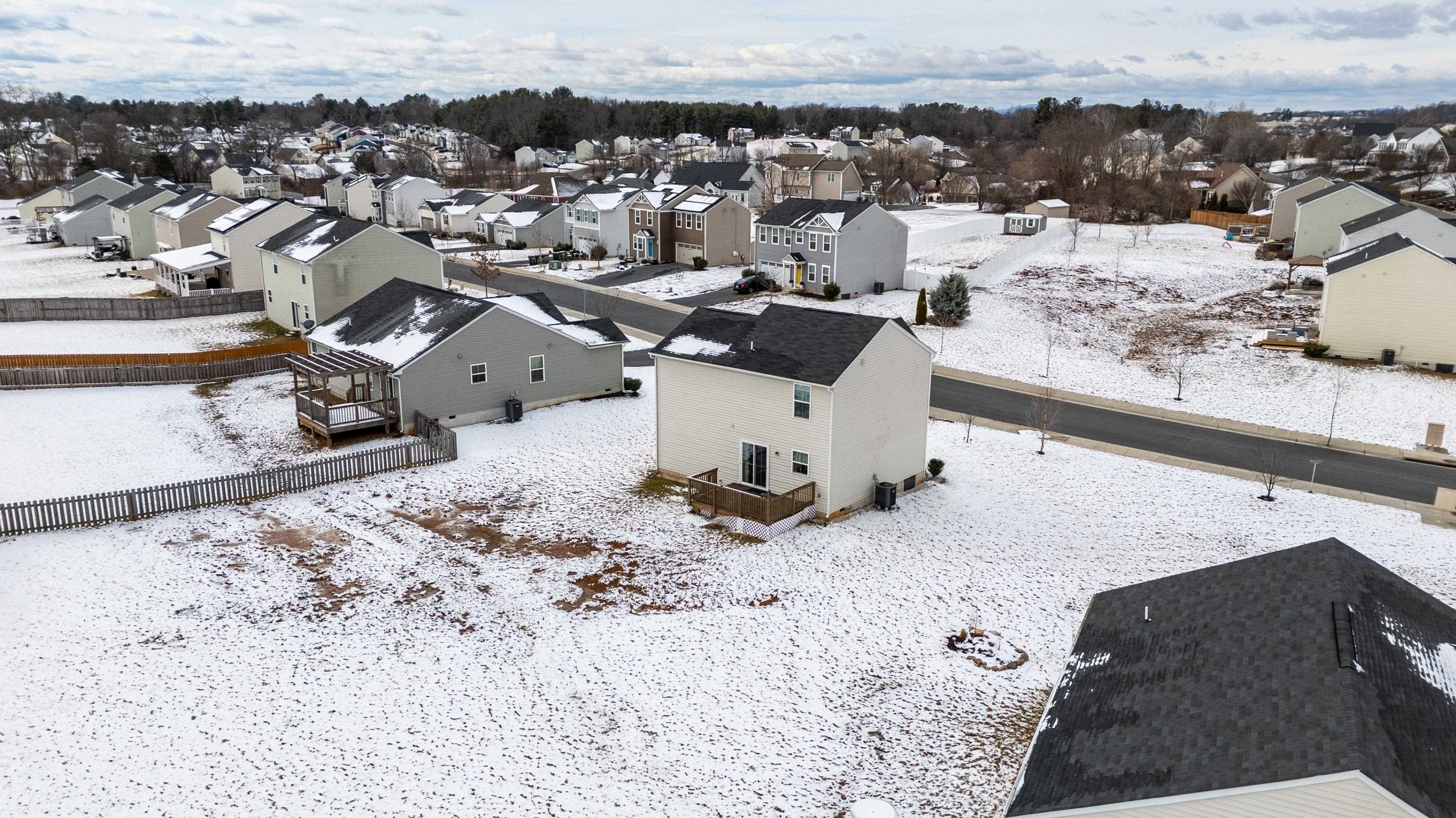 101 CROSSKEYS WAY, WAYNESBORO, Virginia 22980, 3 Bedrooms Bedrooms, ,1 BathroomBathrooms,Residential,101 CROSSKEYS WAY,673606 MLS # 673606