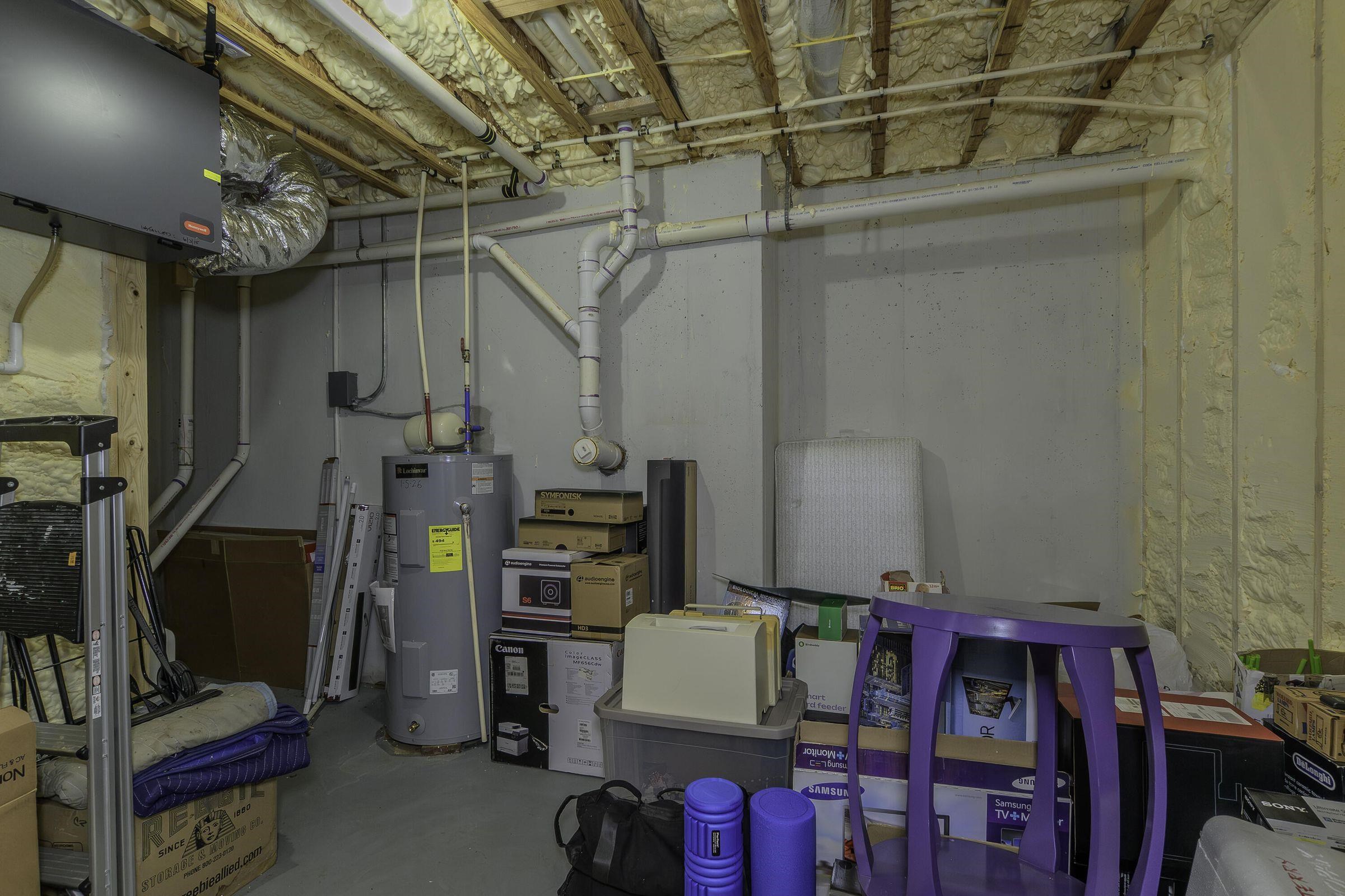Utility room in the basement. Utility room in the basement.