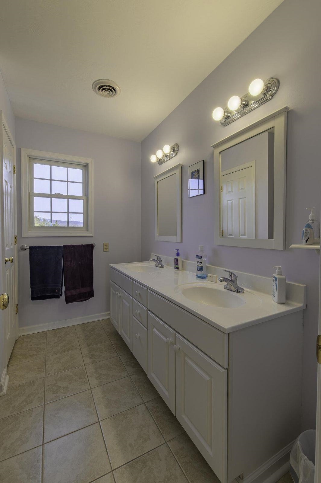 Shared Bath for BR 1,2 and 3 Shared Bath for BR 1,2 and 3