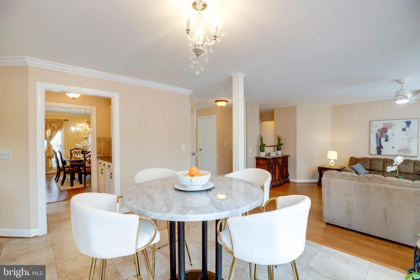 6185 SNOWHILL CT, CENTREVILLE, Virginia 20120, 5 Bedrooms Bedrooms, ,3 BathroomsBathrooms,Residential,For sale,6185 SNOWHILL CT,VAFX2287140 MLS # VAFX2287140