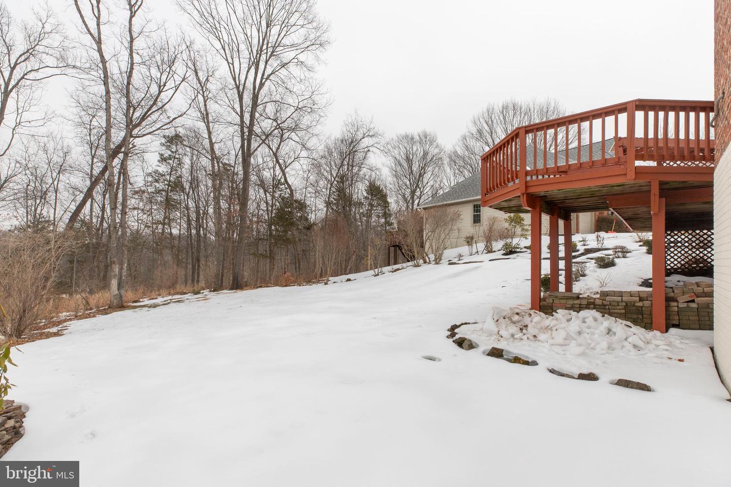 6185 SNOWHILL CT, CENTREVILLE, Virginia 20120, 5 Bedrooms Bedrooms, ,3 BathroomsBathrooms,Residential,For sale,6185 SNOWHILL CT,VAFX2287140 MLS # VAFX2287140