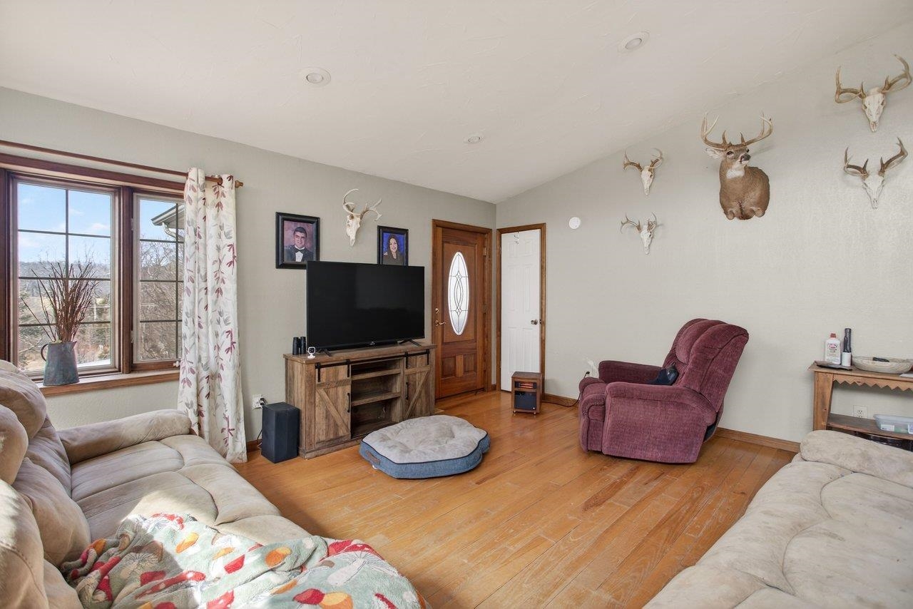 3950 HAPPY VALLEY RD, KEEZLETOWN, Virginia 22832, 3 Bedrooms Bedrooms, ,2 BathroomsBathrooms,Residential,3950 HAPPY VALLEY RD,673609 MLS # 673609