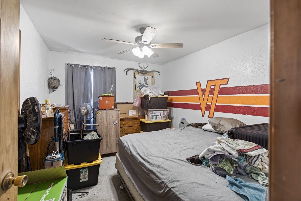 3950 HAPPY VALLEY RD, KEEZLETOWN, Virginia 22832, 3 Bedrooms Bedrooms, ,2 BathroomsBathrooms,Residential,3950 HAPPY VALLEY RD,673609 MLS # 673609