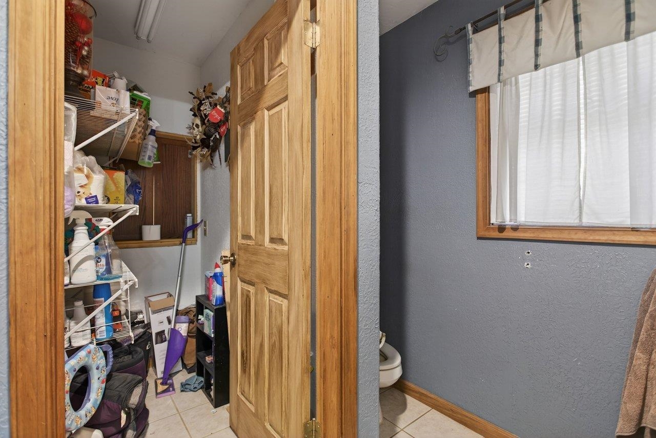 3950 HAPPY VALLEY RD, KEEZLETOWN, Virginia 22832, 3 Bedrooms Bedrooms, ,2 BathroomsBathrooms,Residential,3950 HAPPY VALLEY RD,673609 MLS # 673609