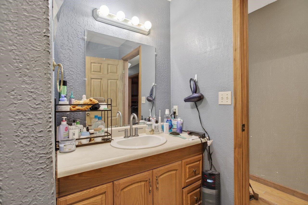 3950 HAPPY VALLEY RD, KEEZLETOWN, Virginia 22832, 3 Bedrooms Bedrooms, ,2 BathroomsBathrooms,Residential,3950 HAPPY VALLEY RD,673609 MLS # 673609