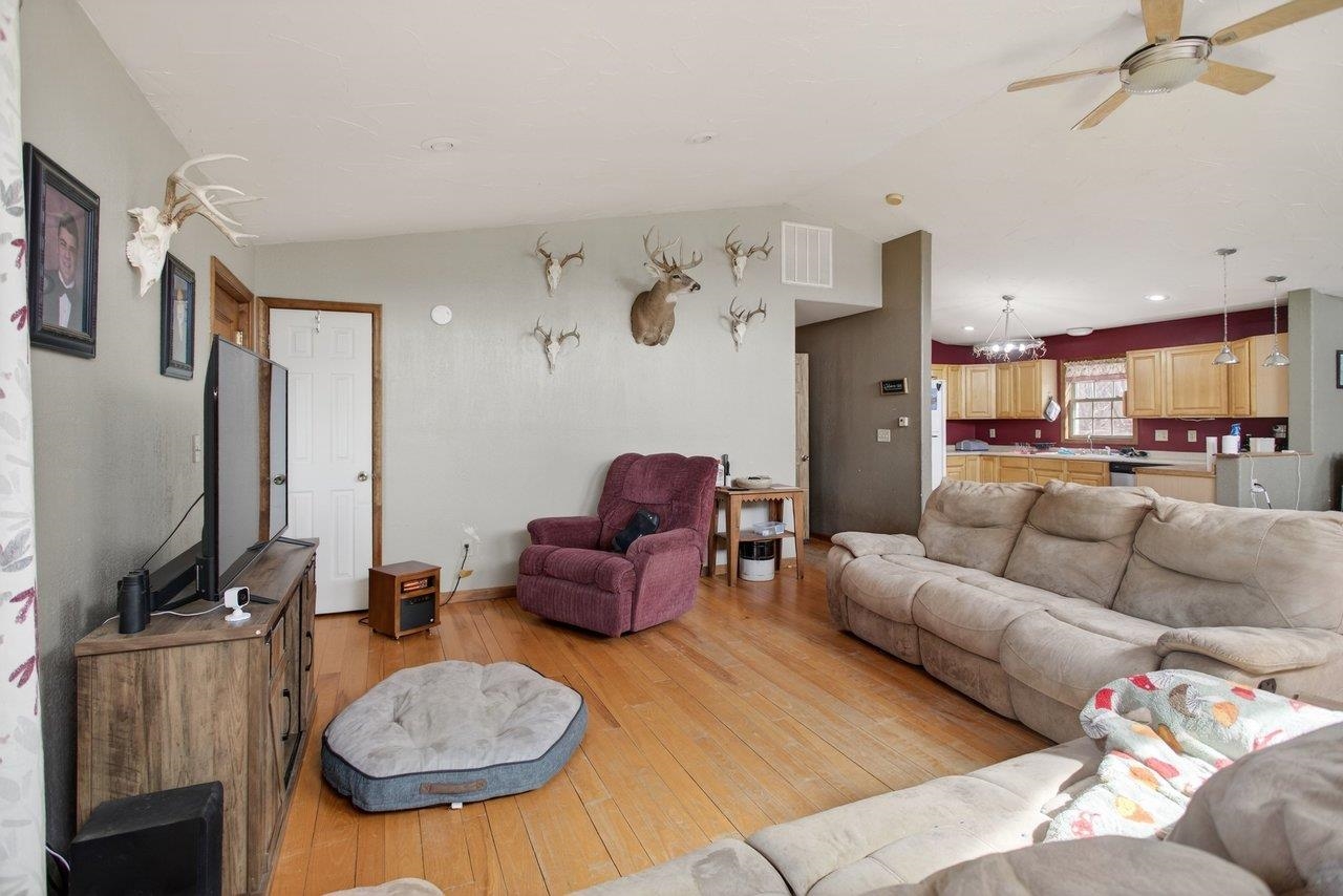 3950 HAPPY VALLEY RD, KEEZLETOWN, Virginia 22832, 3 Bedrooms Bedrooms, ,2 BathroomsBathrooms,Residential,3950 HAPPY VALLEY RD,673609 MLS # 673609