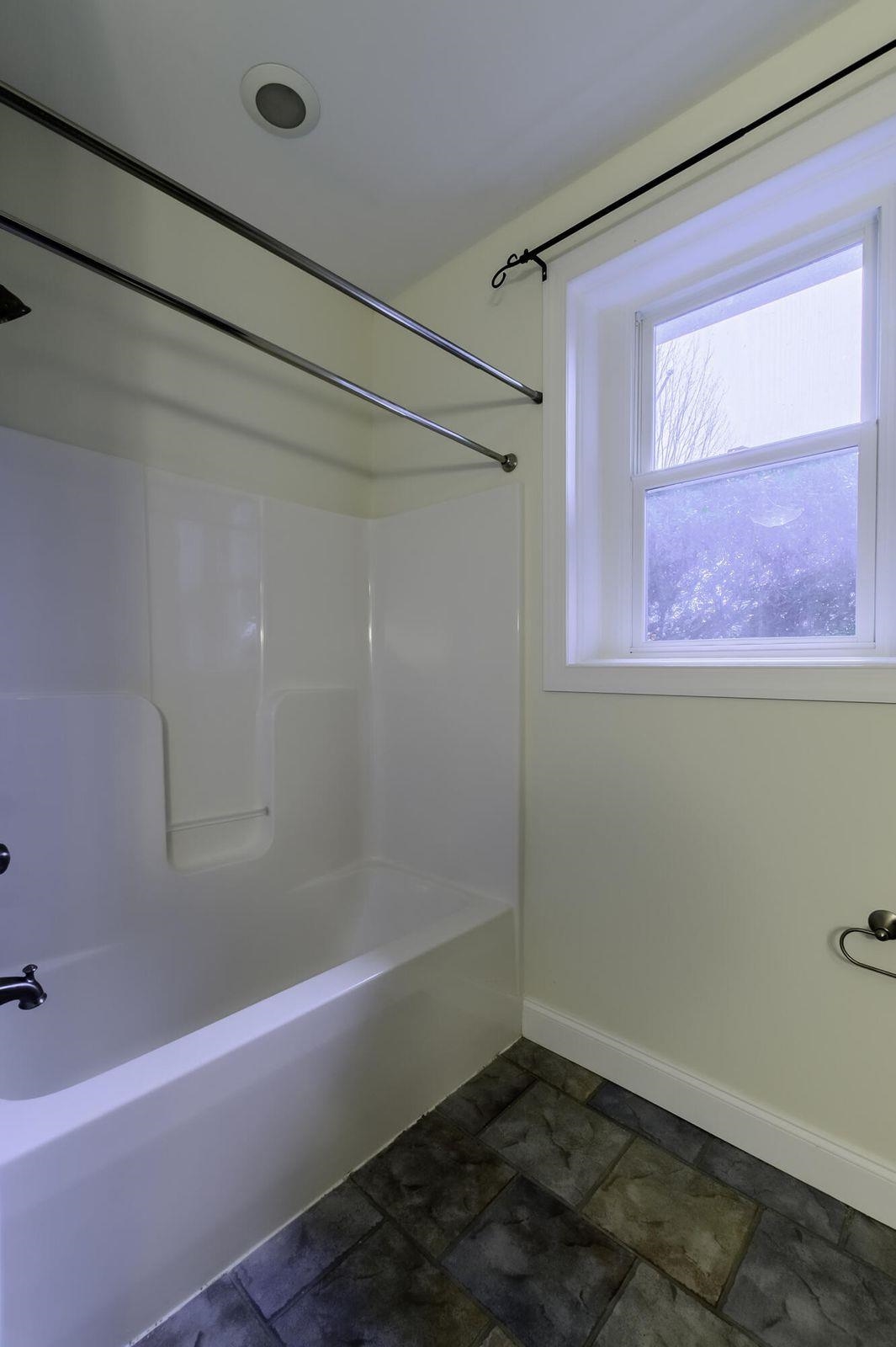 Lower level full bath