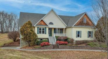Attractive home with 4,290 sq ft, in a prime location in Rockbridge County. Easy access to I-81 and Rt 11. Minutes to Lexington, or to Staunton.