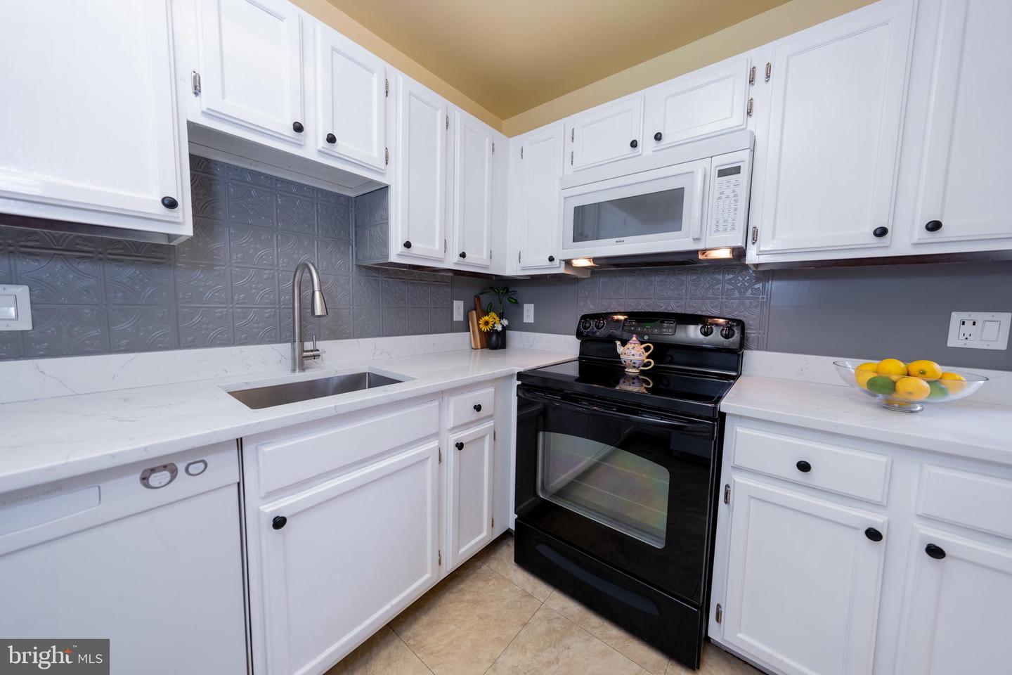 5919 FIRST LANDING WAY #183, BURKE, Virginia 22015, 2 Bedrooms Bedrooms, ,1 BathroomBathrooms,Residential,For sale,5919 FIRST LANDING WAY #183,VAFX2289802 MLS # VAFX2289802