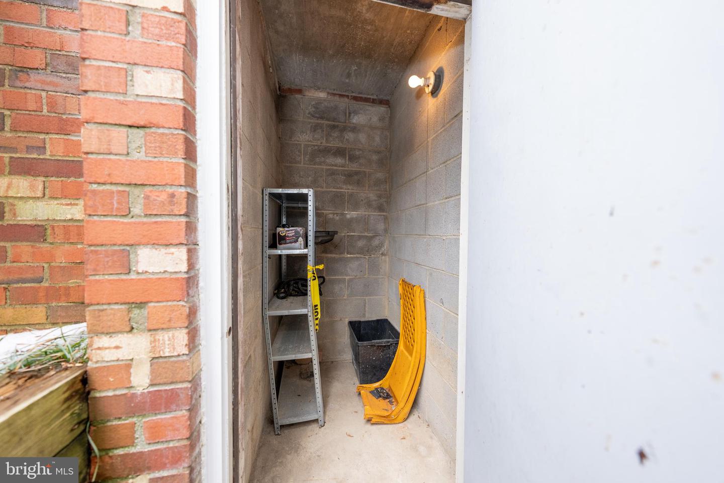 5919 FIRST LANDING WAY #183, BURKE, Virginia 22015, 2 Bedrooms Bedrooms, ,1 BathroomBathrooms,Residential,For sale,5919 FIRST LANDING WAY #183,VAFX2289802 MLS # VAFX2289802