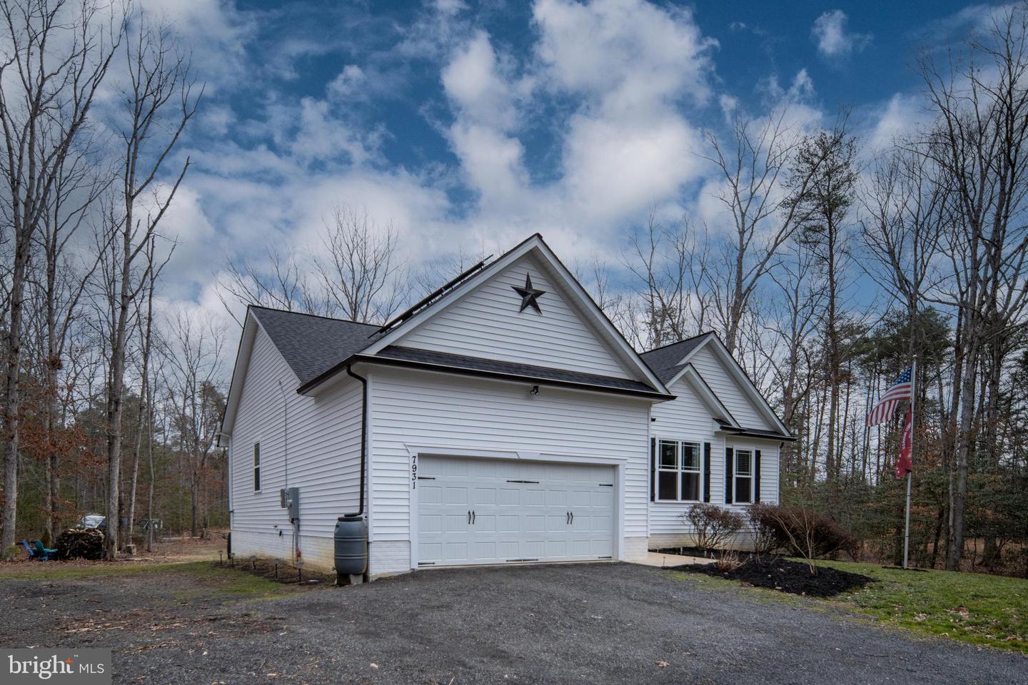 7931 CURTIS LN, SPOTSYLVANIA, Virginia 22551, 4 Bedrooms Bedrooms, 7 Rooms Rooms,3 BathroomsBathrooms,Residential,For sale,7931 CURTIS LN,VASP2039194 MLS # VASP2039194