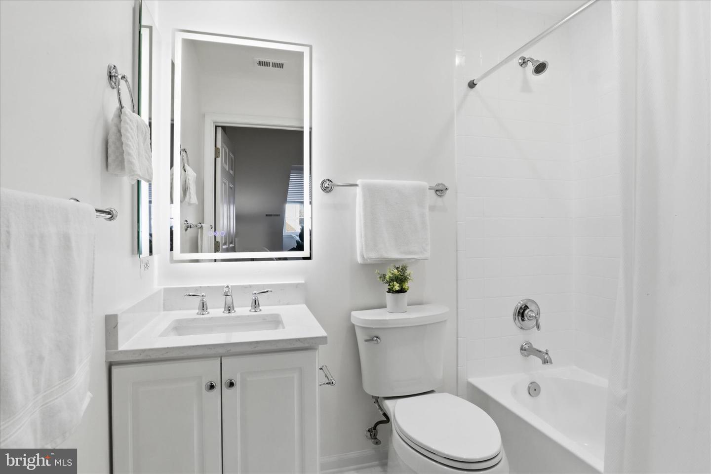 411 S FAYETTE ST, ALEXANDRIA, Virginia 22314, 3 Bedrooms Bedrooms, ,3 BathroomsBathrooms,Residential,For sale,411 S FAYETTE ST,VAAX2054070 MLS # VAAX2054070 411 S FAYETTE ST, ALEXANDRIA, Virginia 22314, 3 Bedrooms Bedrooms, ,3 BathroomsBathrooms,Residential,For sale,411 S FAYETTE ST,VAAX2054070 MLS # VAAX2054070