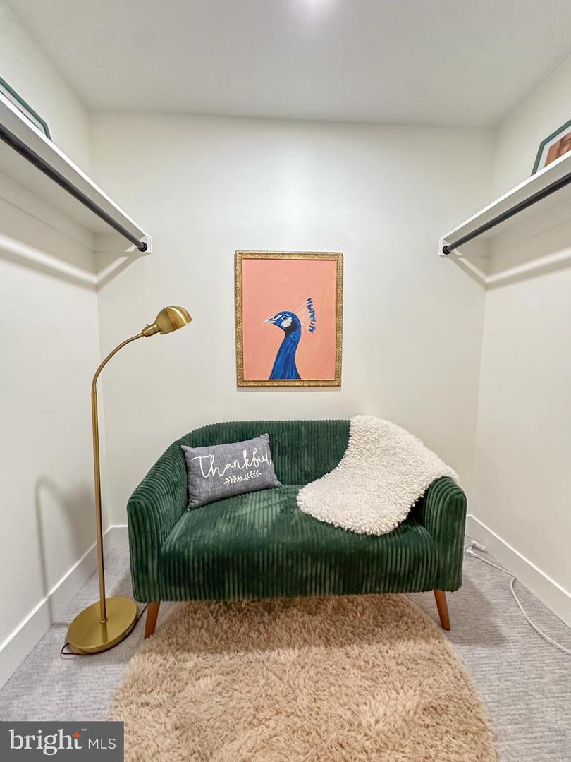 3245 RIO #206, FALLS CHURCH, Virginia 22041, 2 Bedrooms Bedrooms, 4 Rooms Rooms,1 BathroomBathrooms,Residential,For sale,3245 RIO #206,VAFX2291196 MLS # VAFX2291196