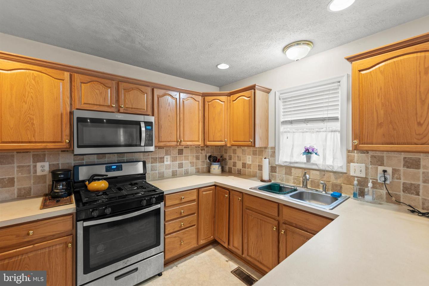 112 GRINDSTONE DR, WINCHESTER, Virginia 22602, 4 Bedrooms Bedrooms, ,2 BathroomsBathrooms,Residential,For sale,112 GRINDSTONE DR,VAFV2039600 MLS # VAFV2039600