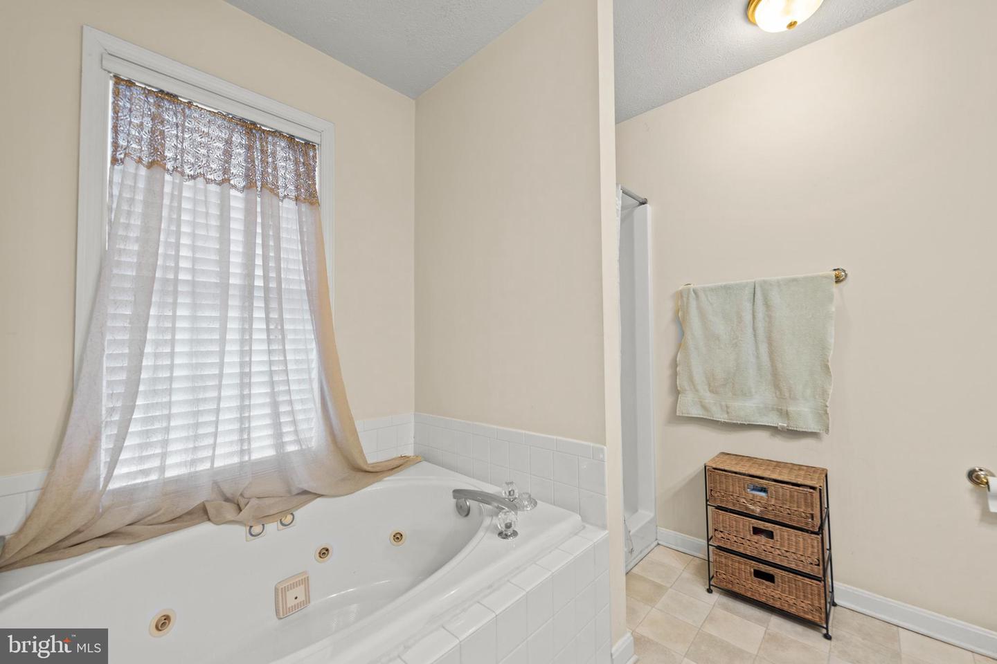 112 GRINDSTONE DR, WINCHESTER, Virginia 22602, 4 Bedrooms Bedrooms, ,2 BathroomsBathrooms,Residential,For sale,112 GRINDSTONE DR,VAFV2039600 MLS # VAFV2039600