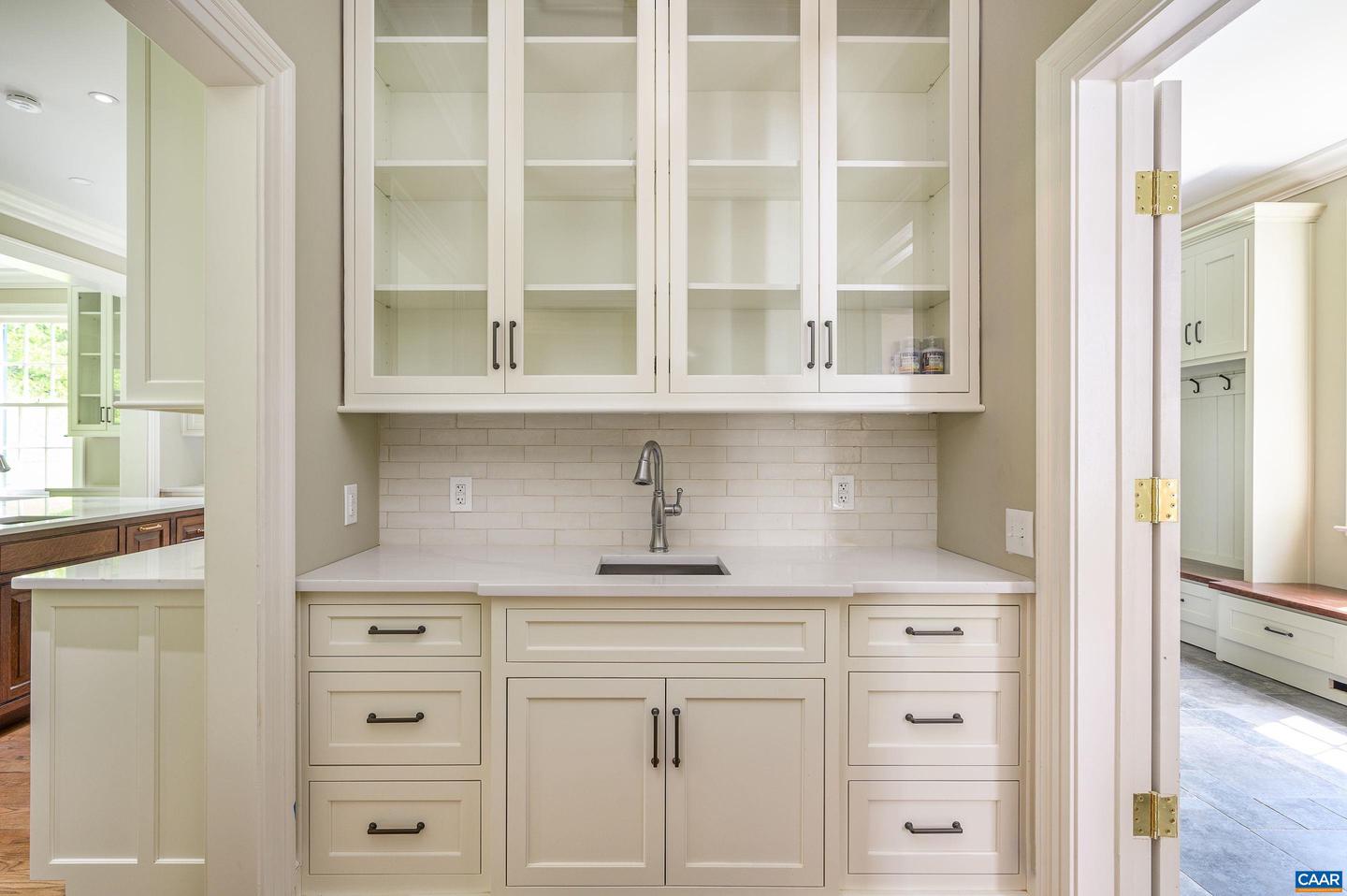 2405 COOPERS LN, CHARLOTTESVILLE, Virginia 22902, 5 Bedrooms Bedrooms, ,6 BathroomsBathrooms,Residential,For sale,2405 COOPERS LN,673370 MLS # 673370 2405 COOPERS LN, CHARLOTTESVILLE, Virginia 22902, 5 Bedrooms Bedrooms, ,6 BathroomsBathrooms,Residential,For sale,2405 COOPERS LN,673370 MLS # 673370