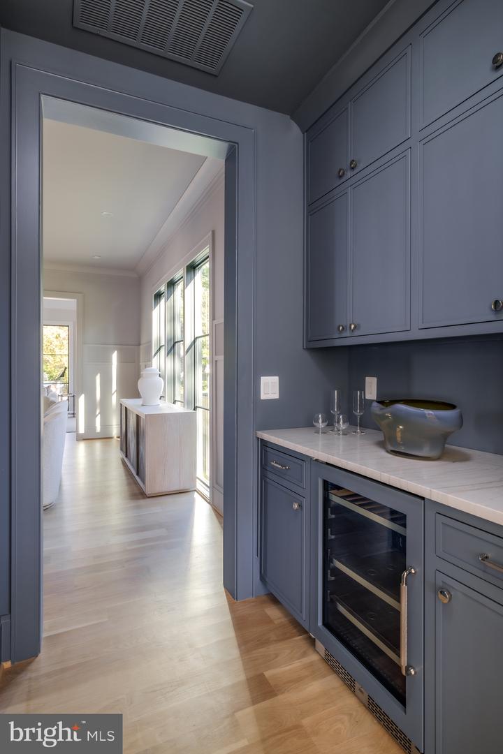 630 N KENMORE ST, ARLINGTON, Virginia 22201, 5 Bedrooms Bedrooms, ,5 BathroomsBathrooms,Residential,For sale,630 N KENMORE ST,VAAR2069016 MLS # VAAR2069016 630 N KENMORE ST, ARLINGTON, Virginia 22201, 5 Bedrooms Bedrooms, ,5 BathroomsBathrooms,Residential,For sale,630 N KENMORE ST,VAAR2069016 MLS # VAAR2069016