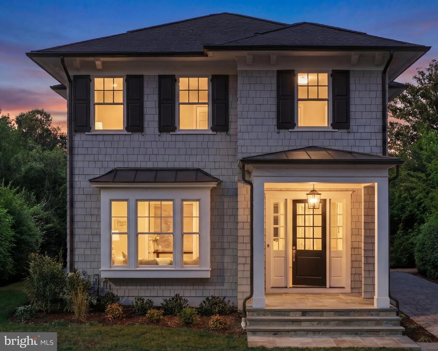 632 N KENMORE ST, ARLINGTON, Virginia 22201, 5 Bedrooms Bedrooms, ,4 BathroomsBathrooms,Residential,For sale,632 N KENMORE ST,VAAR2069018 MLS # VAAR2069018