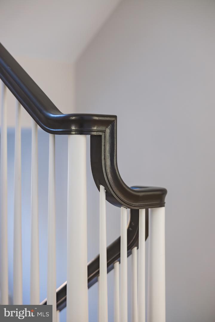 632 N KENMORE ST, ARLINGTON, Virginia 22201, 5 Bedrooms Bedrooms, ,4 BathroomsBathrooms,Residential,For sale,632 N KENMORE ST,VAAR2069018 MLS # VAAR2069018