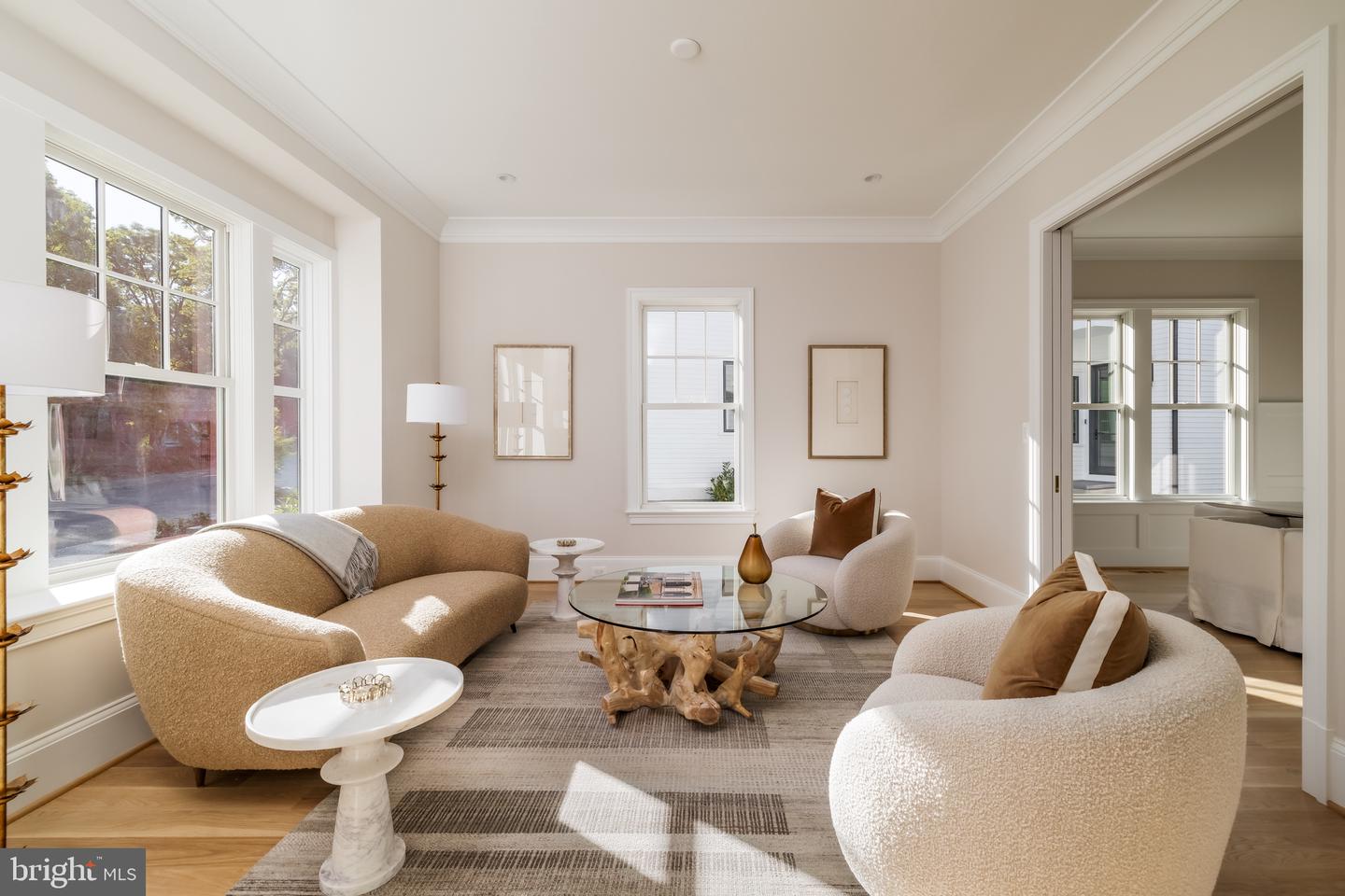 632 N KENMORE ST, ARLINGTON, Virginia 22201, 5 Bedrooms Bedrooms, ,4 BathroomsBathrooms,Residential,For sale,632 N KENMORE ST,VAAR2069018 MLS # VAAR2069018