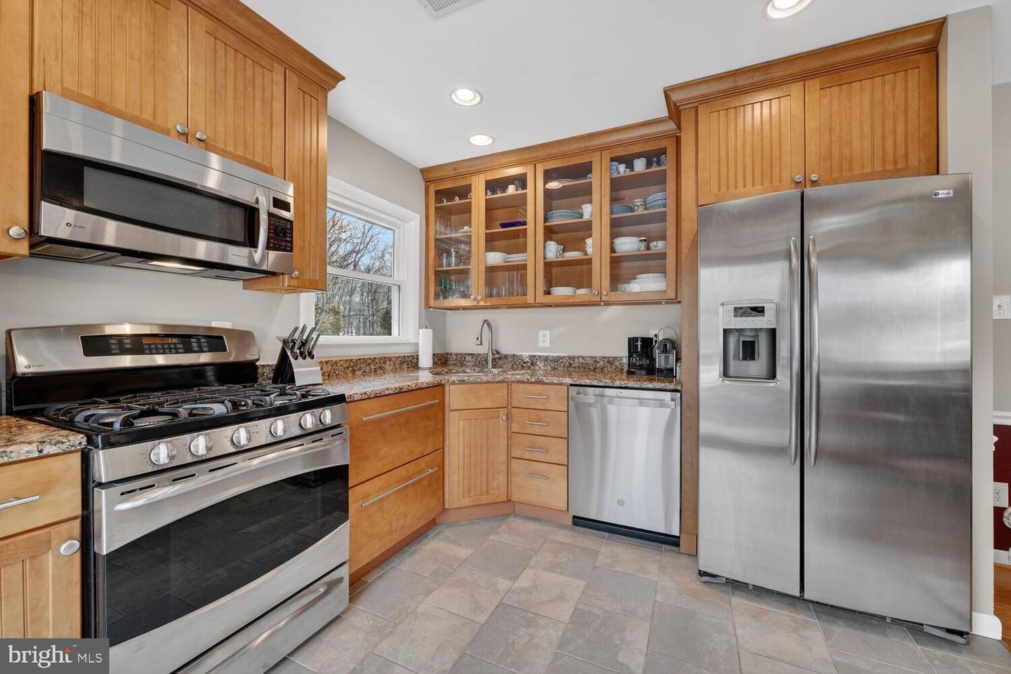 6052 6TH ST N, ARLINGTON, Virginia 22203, 3 Bedrooms Bedrooms, ,2 BathroomsBathrooms,Residential,For sale,6052 6TH ST N,VAAR2069028 MLS # VAAR2069028