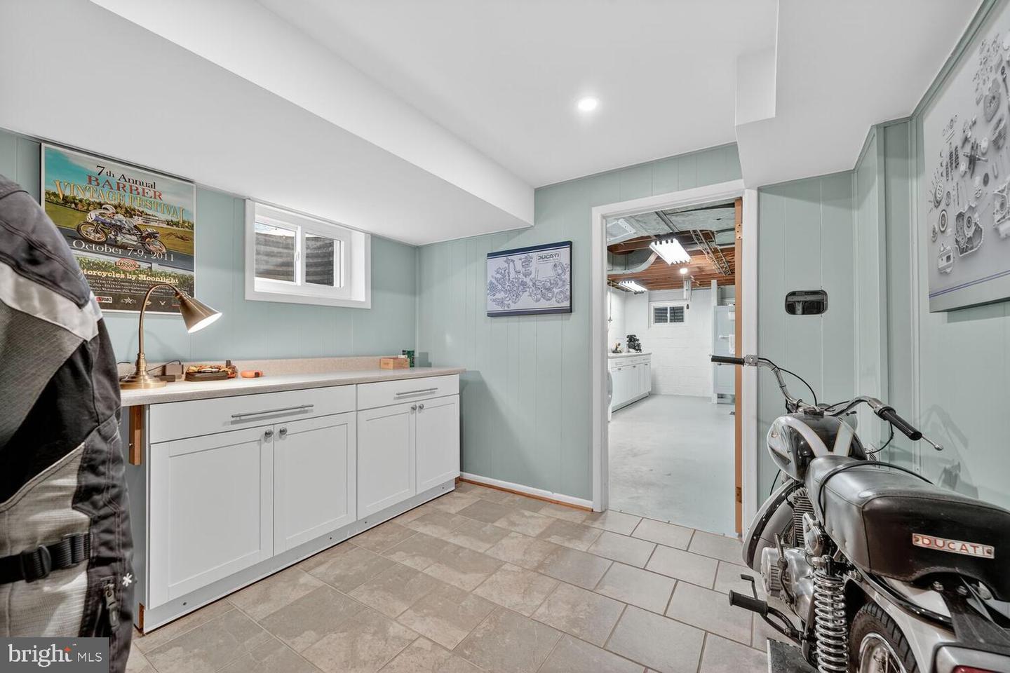 6052 6TH ST N, ARLINGTON, Virginia 22203, 3 Bedrooms Bedrooms, ,2 BathroomsBathrooms,Residential,For sale,6052 6TH ST N,VAAR2069028 MLS # VAAR2069028