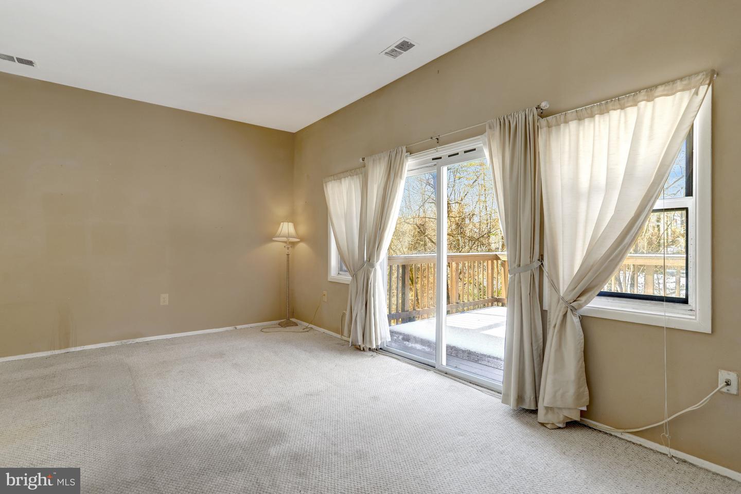 5502 PEPPERCORN DR, BURKE, Virginia 22015, 3 Bedrooms Bedrooms, 4 Rooms Rooms,Residential,For sale,5502 PEPPERCORN DR,VAFX2291606 MLS # VAFX2291606