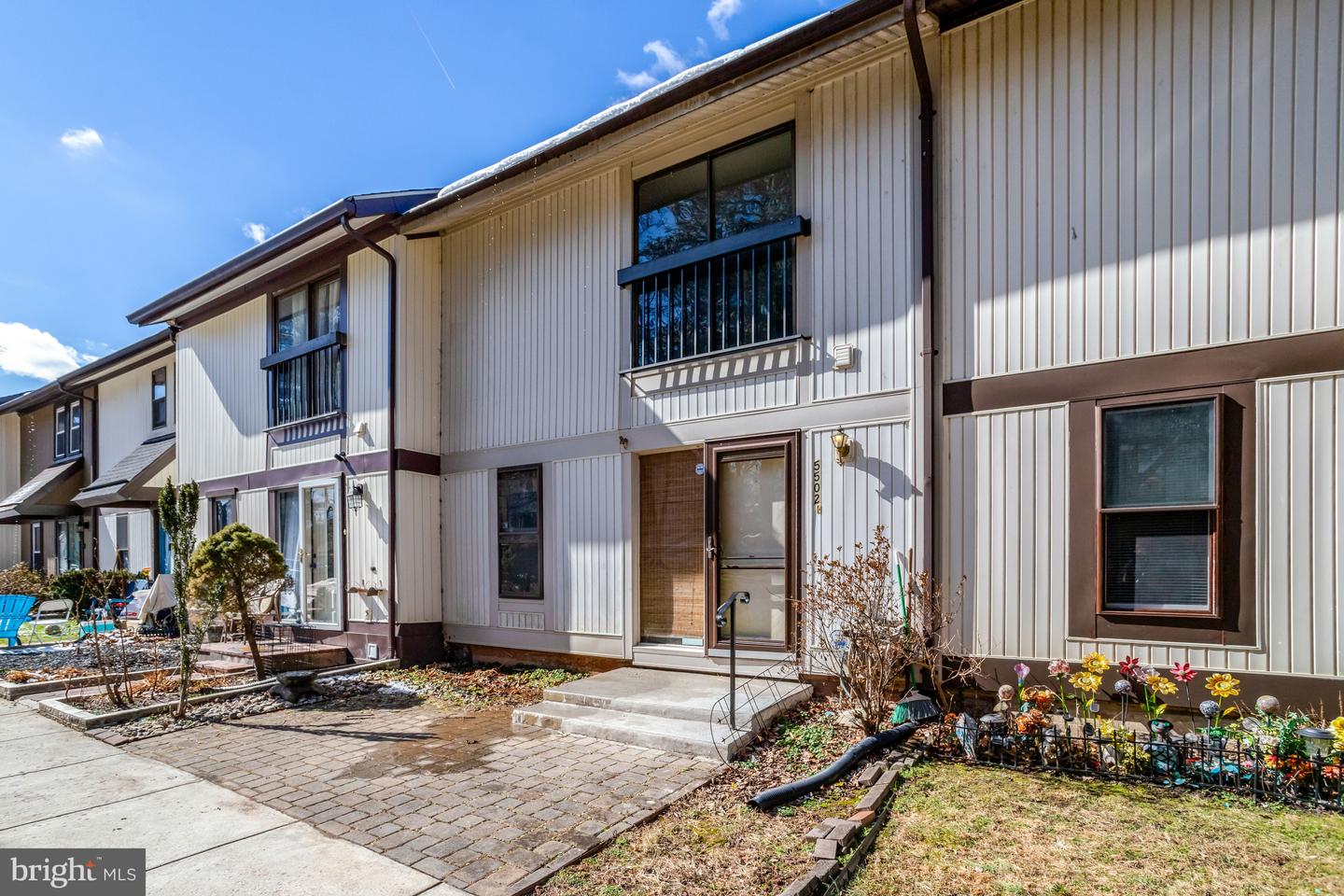 5502 PEPPERCORN DR, BURKE, Virginia 22015, 3 Bedrooms Bedrooms, 4 Rooms Rooms,Residential,For sale,5502 PEPPERCORN DR,VAFX2291606 MLS # VAFX2291606