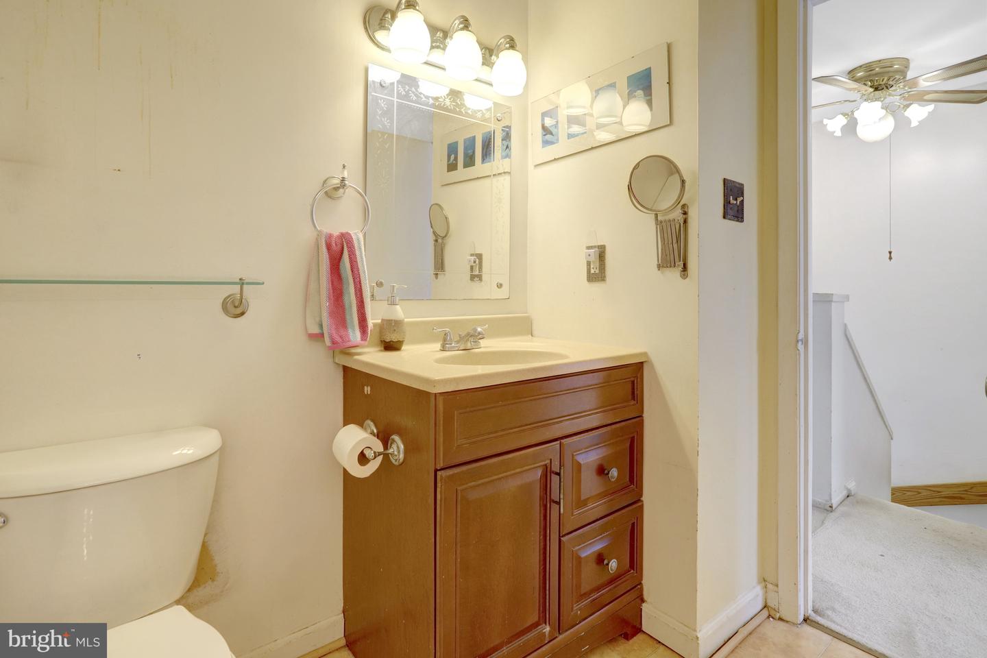 5502 PEPPERCORN DR, BURKE, Virginia 22015, 3 Bedrooms Bedrooms, 4 Rooms Rooms,Residential,For sale,5502 PEPPERCORN DR,VAFX2291606 MLS # VAFX2291606