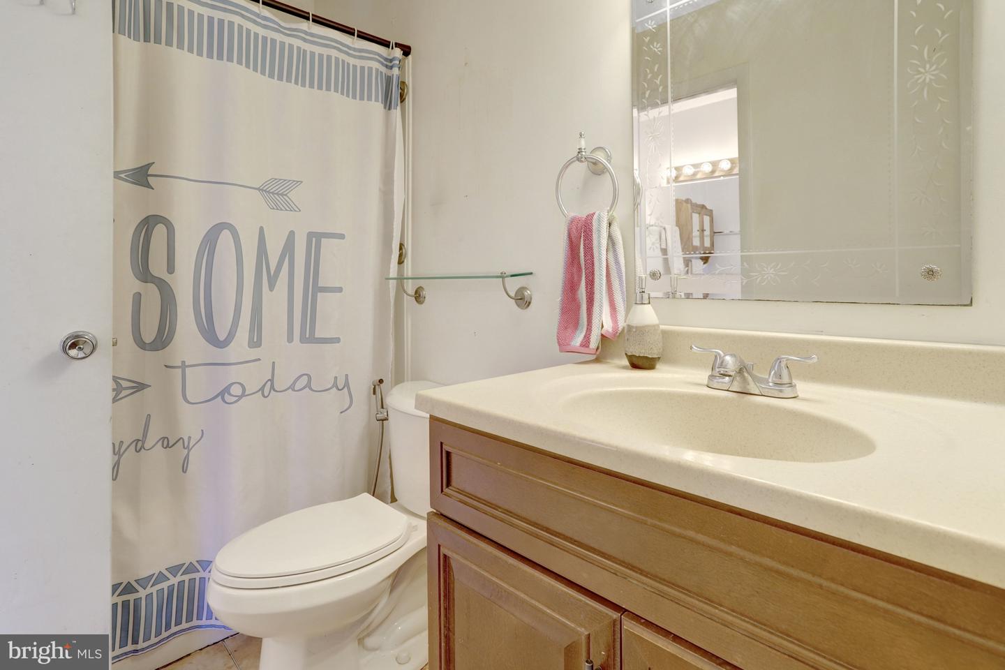 5502 PEPPERCORN DR, BURKE, Virginia 22015, 3 Bedrooms Bedrooms, 4 Rooms Rooms,Residential,For sale,5502 PEPPERCORN DR,VAFX2291606 MLS # VAFX2291606