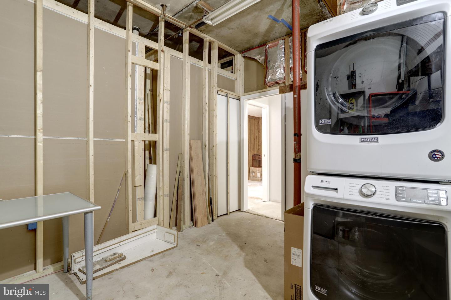 5502 PEPPERCORN DR, BURKE, Virginia 22015, 3 Bedrooms Bedrooms, 4 Rooms Rooms,Residential,For sale,5502 PEPPERCORN DR,VAFX2291606 MLS # VAFX2291606