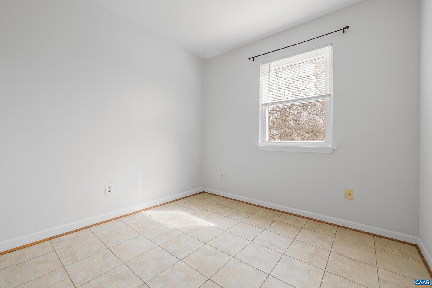 4654 BRIARWOOD DR, CHARLOTTESVILLE, Virginia 22911, 3 Bedrooms Bedrooms, ,1 BathroomBathrooms,Residential,For sale,4654 BRIARWOOD DR,673398 MLS # 673398