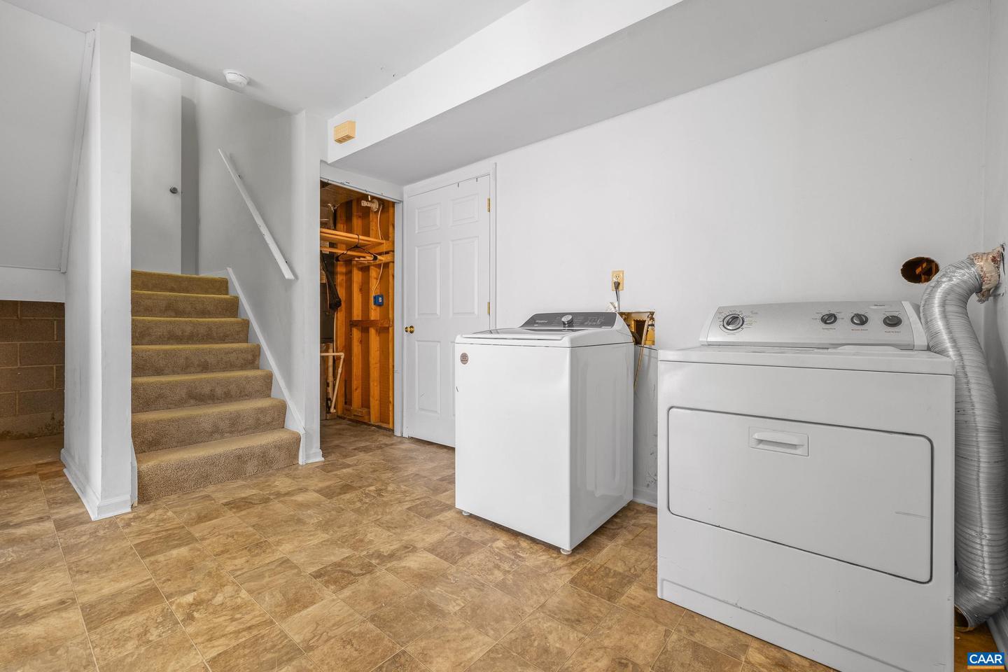 4654 BRIARWOOD DR, CHARLOTTESVILLE, Virginia 22911, 3 Bedrooms Bedrooms, ,1 BathroomBathrooms,Residential,For sale,4654 BRIARWOOD DR,673398 MLS # 673398