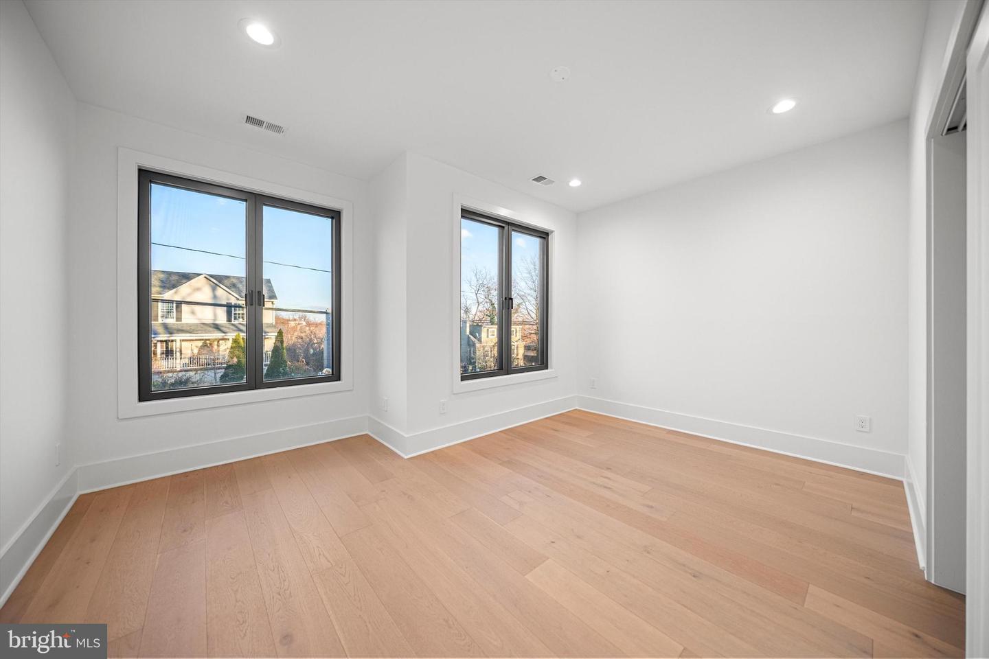 2100 S NELSON ST, ARLINGTON, Virginia 22204, 5 Bedrooms Bedrooms, ,4 BathroomsBathrooms,Residential,For sale,2100 S NELSON ST,VAAR2069078 MLS # VAAR2069078 2100 S NELSON ST, ARLINGTON, Virginia 22204, 5 Bedrooms Bedrooms, ,4 BathroomsBathrooms,Residential,For sale,2100 S NELSON ST,VAAR2069078 MLS # VAAR2069078