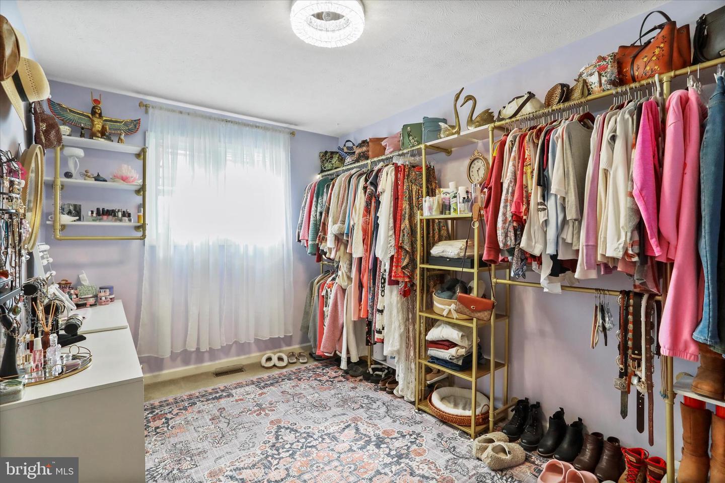 5670 LONG MEADOW RD, MIDDLETOWN, Virginia 22645, 3 Bedrooms Bedrooms, ,2 BathroomsBathrooms,Residential,For sale,5670 LONG MEADOW RD,VAWR2013462 MLS # VAWR2013462