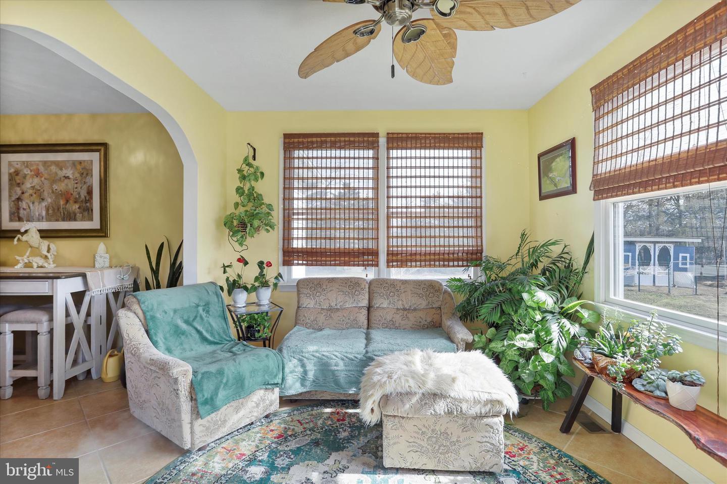 5670 LONG MEADOW RD, MIDDLETOWN, Virginia 22645, 3 Bedrooms Bedrooms, ,2 BathroomsBathrooms,Residential,For sale,5670 LONG MEADOW RD,VAWR2013462 MLS # VAWR2013462