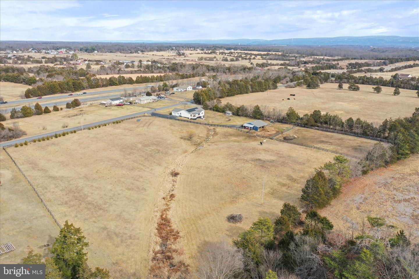 5670 LONG MEADOW RD, MIDDLETOWN, Virginia 22645, 3 Bedrooms Bedrooms, ,2 BathroomsBathrooms,Residential,For sale,5670 LONG MEADOW RD,VAWR2013462 MLS # VAWR2013462