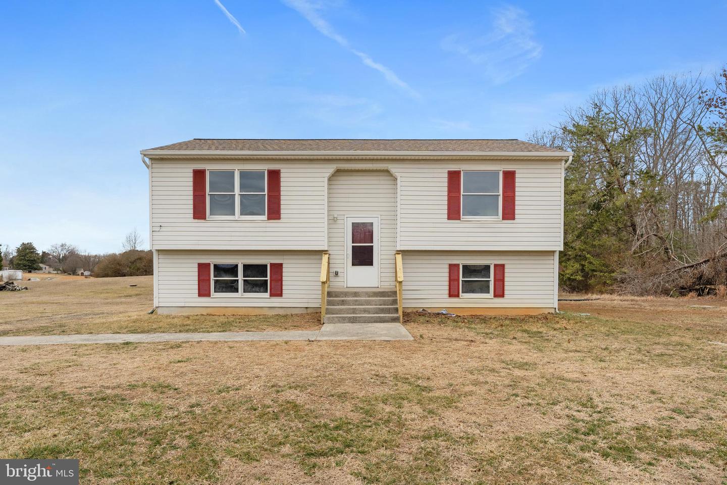 7716 CURTIS LN, SPOTSYLVANIA, Virginia 22551, 3 Bedrooms Bedrooms, ,2 BathroomsBathrooms,Residential,For sale,7716 CURTIS LN,VASP2039412 MLS # VASP2039412