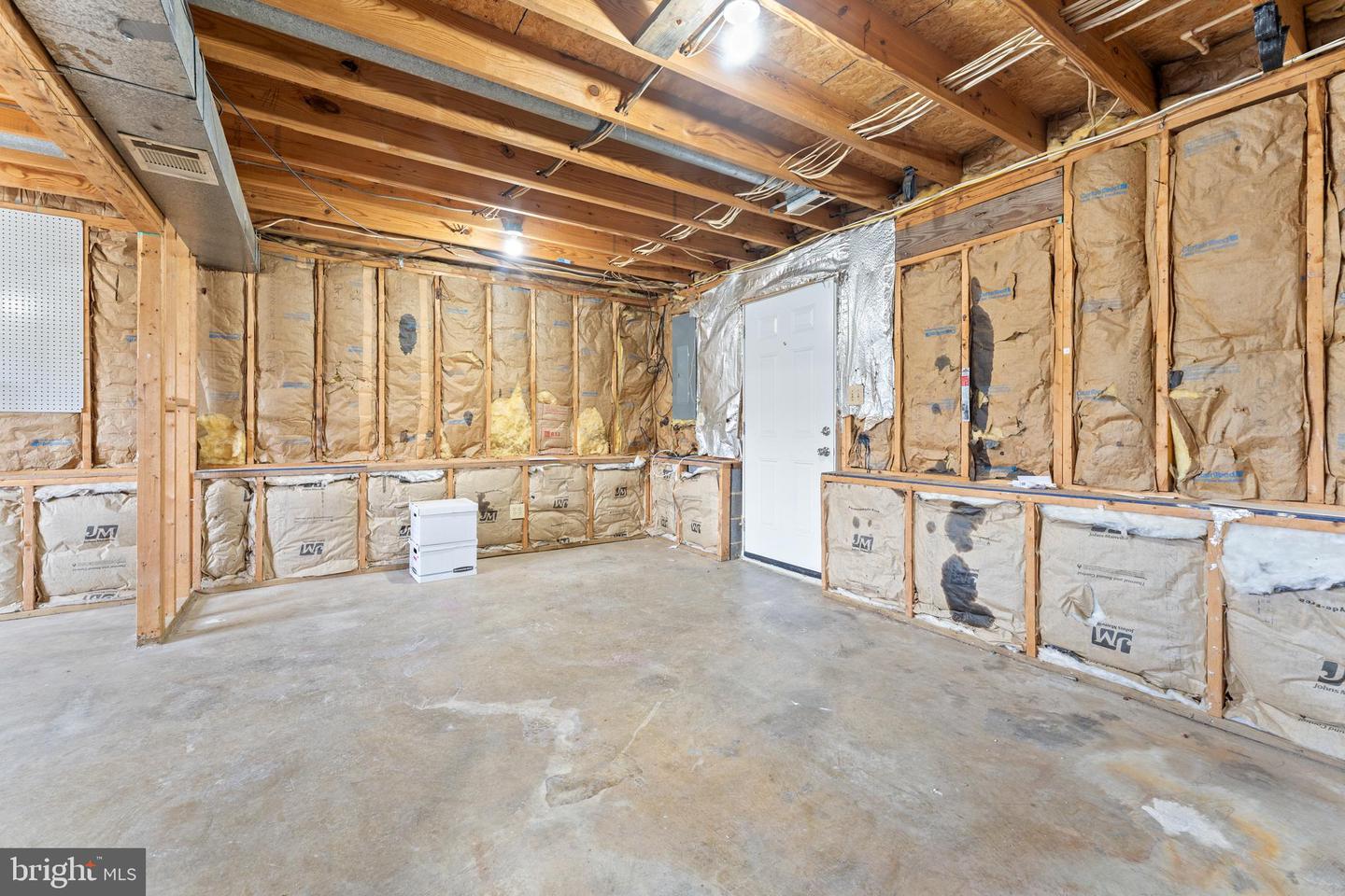 7716 CURTIS LN, SPOTSYLVANIA, Virginia 22551, 3 Bedrooms Bedrooms, ,2 BathroomsBathrooms,Residential,For sale,7716 CURTIS LN,VASP2039412 MLS # VASP2039412