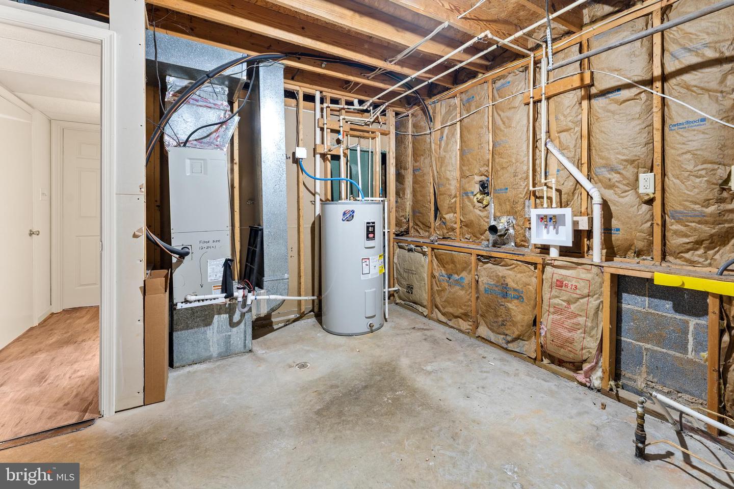 7716 CURTIS LN, SPOTSYLVANIA, Virginia 22551, 3 Bedrooms Bedrooms, ,2 BathroomsBathrooms,Residential,For sale,7716 CURTIS LN,VASP2039412 MLS # VASP2039412