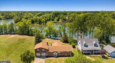 198 CANOE PL, MONTROSS, Virginia 22520, 4 Bedrooms Bedrooms, ,3 BathroomsBathrooms,Residential,For sale,198 CANOE PL,VAWE2010536 MLS # VAWE2010536