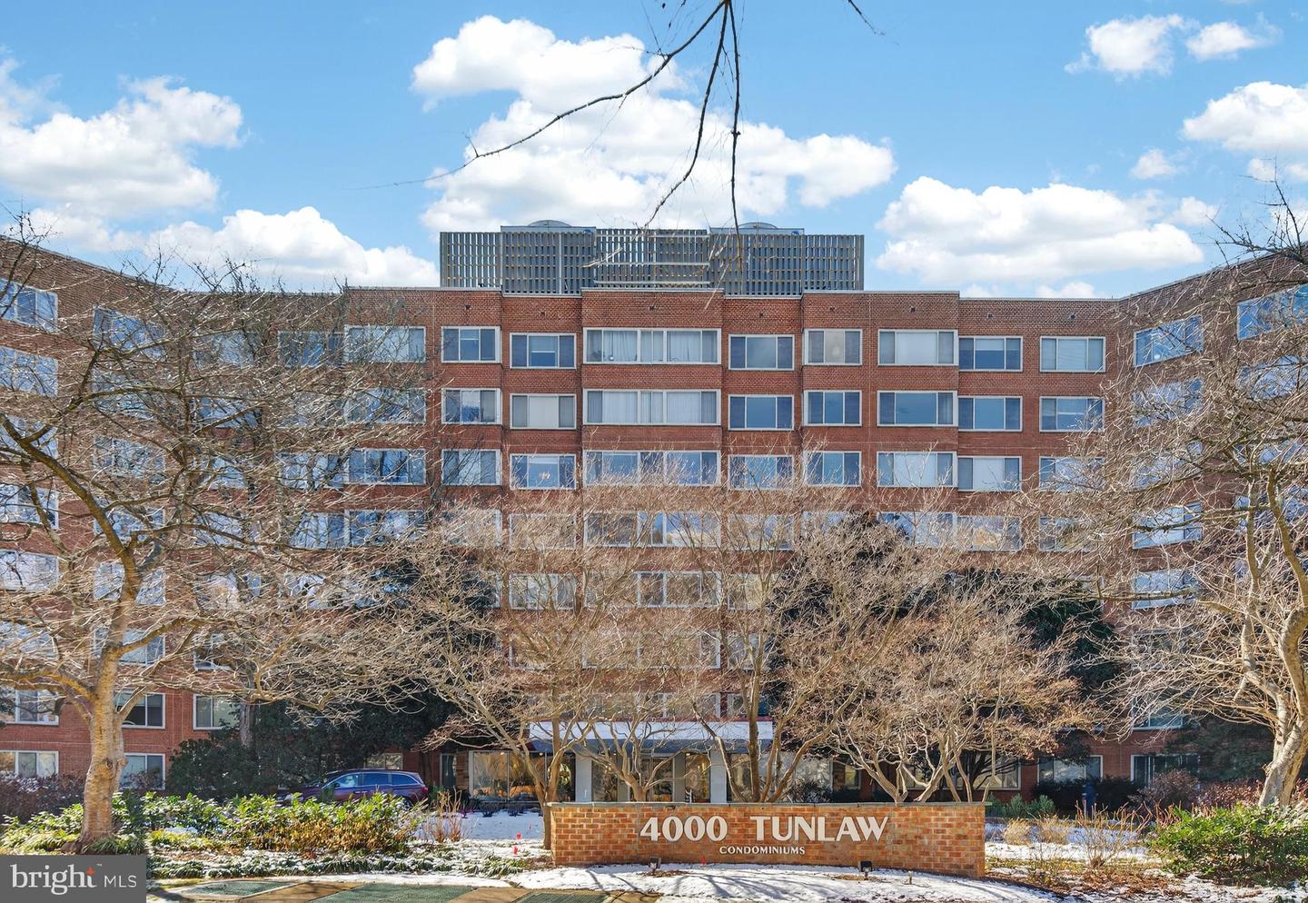 4000 TUNLAW RD NW #415, WASHINGTON, District Of Columbia 20007, 2 Bedrooms Bedrooms, ,2 BathroomsBathrooms,Residential,For sale,4000 TUNLAW RD NW #415,DCDC2247140 MLS # DCDC2247140