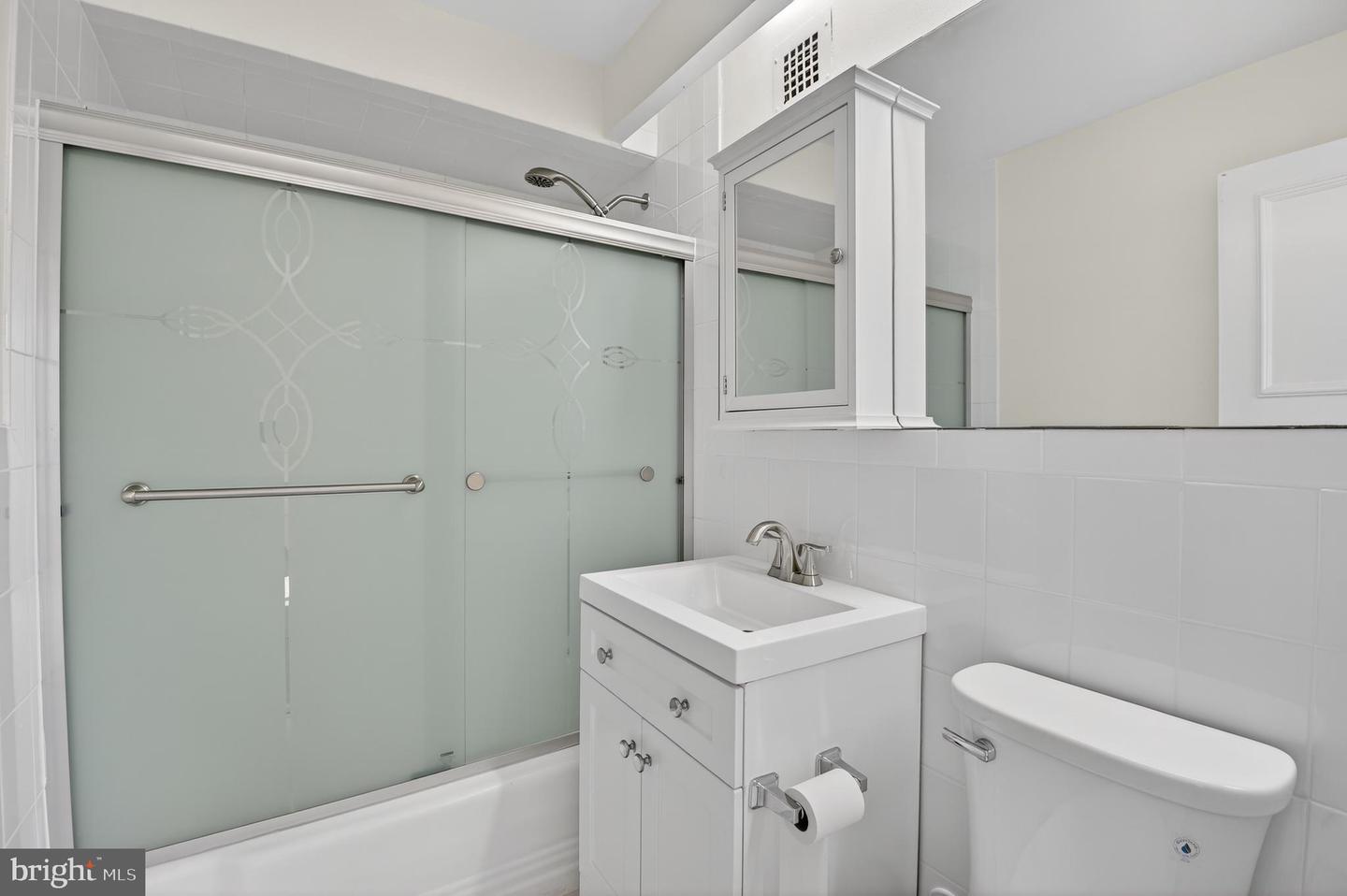 4000 TUNLAW RD NW #415, WASHINGTON, District Of Columbia 20007, 2 Bedrooms Bedrooms, ,2 BathroomsBathrooms,Residential,For sale,4000 TUNLAW RD NW #415,DCDC2247140 MLS # DCDC2247140