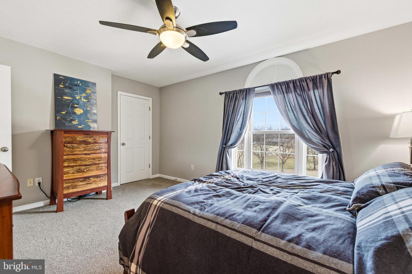 2341 VIRGINIA AVE, HARRISONBURG, Virginia 22802, 3 Bedrooms Bedrooms, 11 Rooms Rooms,2 BathroomsBathrooms,Residential,For sale,2341 VIRGINIA AVE,VAHC2000558 MLS # VAHC2000558